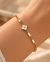 Lustrous Pearl Star Bracelet – Ivory Gold