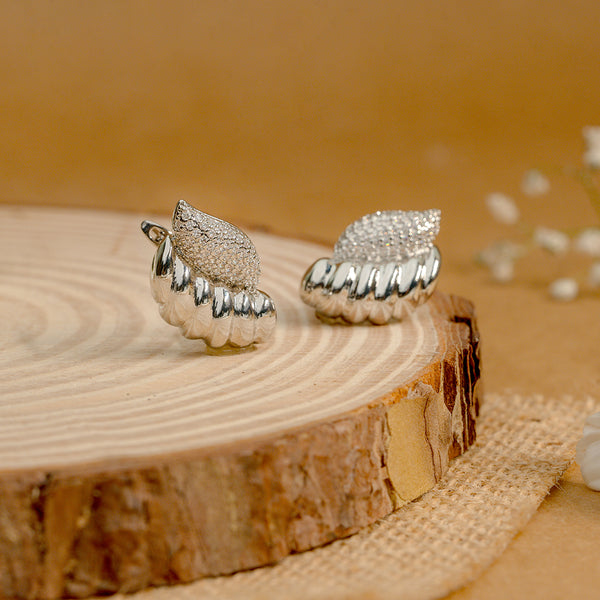 Illume Silver Tide Shell Stud Earrings