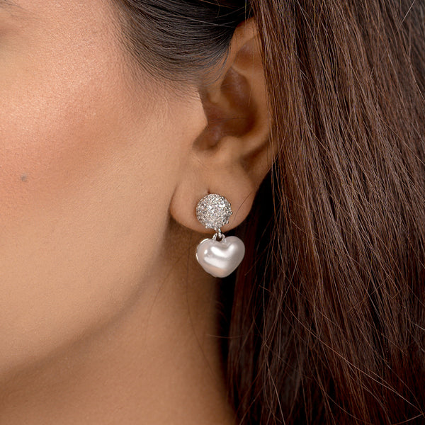 Illume Crystal Heart Glow Earrings