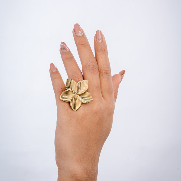 Eternal Lotus Bloom Gold Ring